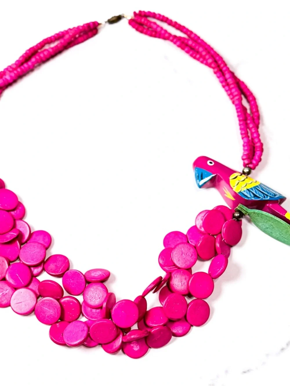 💕2/$30 Vintage Hand Painted Wooden Parrot Necklace Hot Pink Tropical Statement - Picture 4 of 8